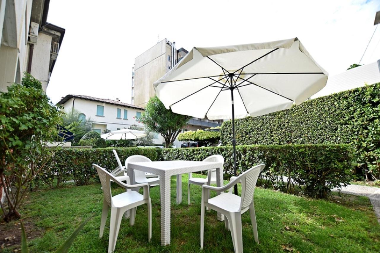 Residenza Canova Lignano Sabbiadoro Luaran gambar