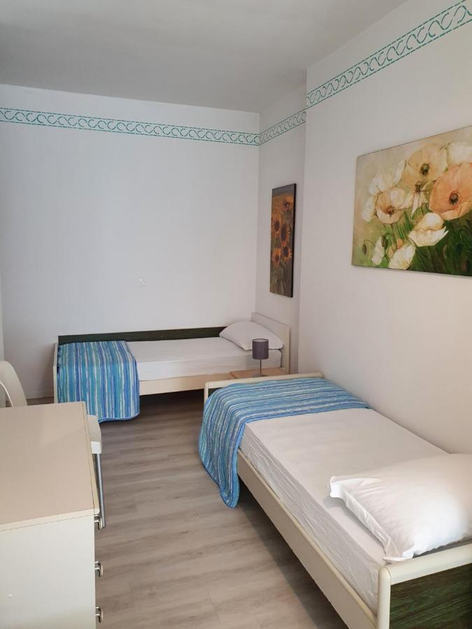 Residenza Canova Lignano Sabbiadoro Luaran gambar